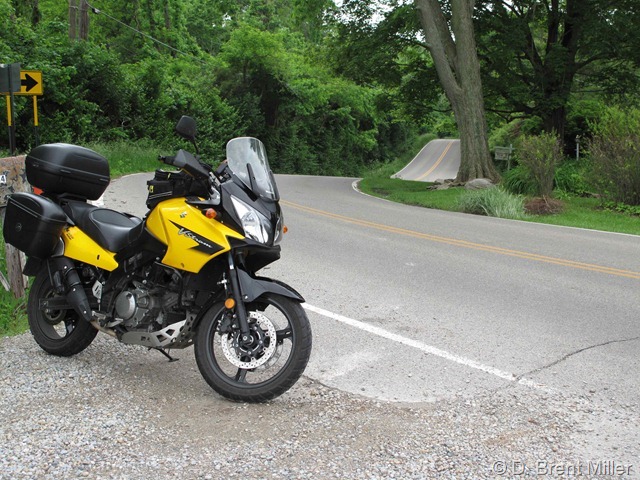 V-Strom-on-Zoar-Rd_27May11